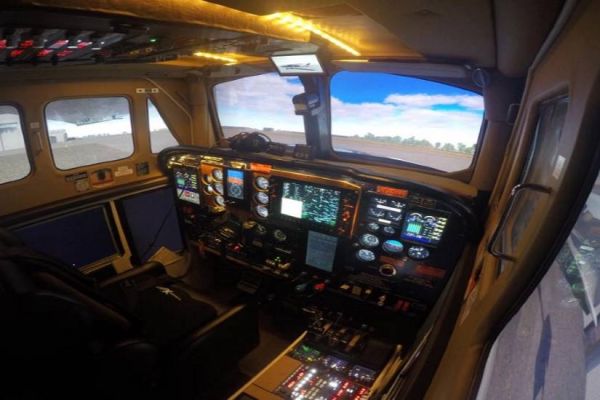 Motion simulator build by Fred Baron,with GS-105 Gseat Motion Simulator