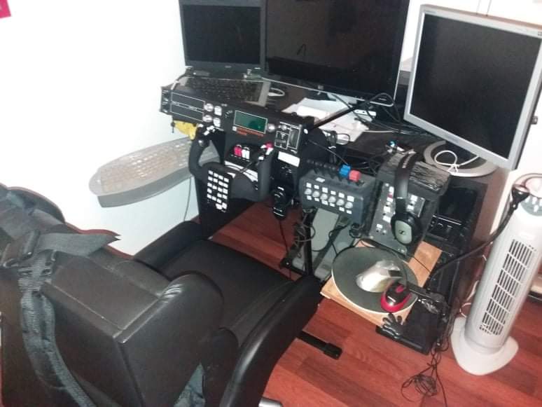 GS-105 GSeat motion simulator setup for flight simulations